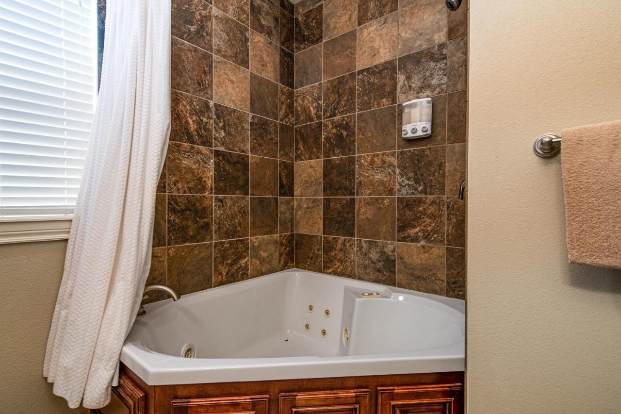 Two Bedroom Villa In The Heart Of Branson! Exteriér fotografie