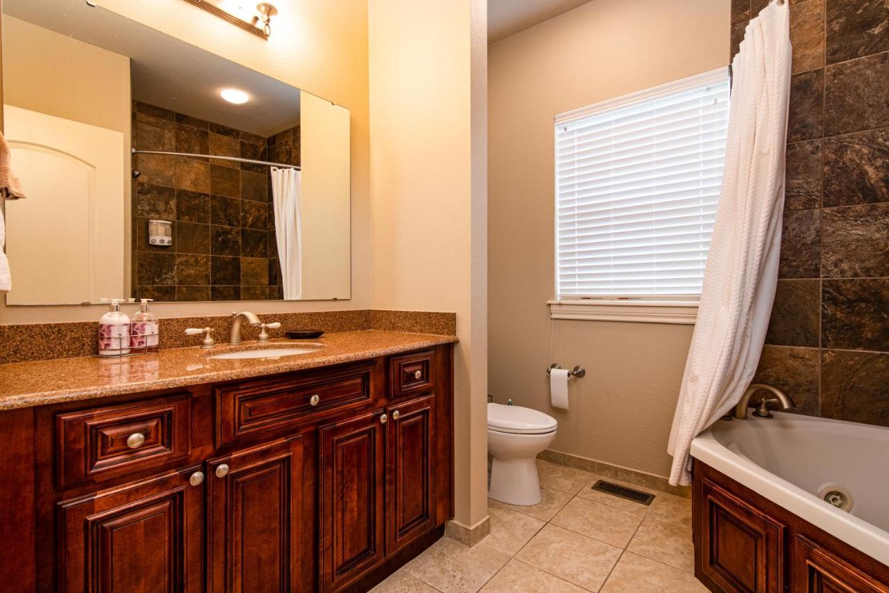 Two Bedroom Villa In The Heart Of Branson! Exteriér fotografie